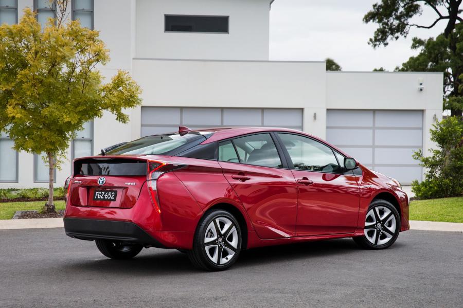  Toyota Prius 2016 года  (AU) (фото 16 из 31)